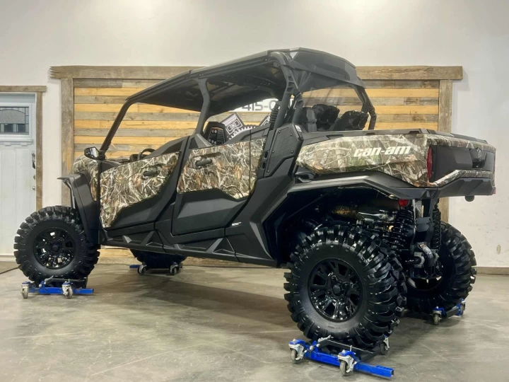 2023 BRP CAN-AM COMMANDER MAX CREW 1000R EFI + 4X4 + DPS + SEULEMENT 154 KM / 17 HR + 4 PASSAGERS + RARE & A1 