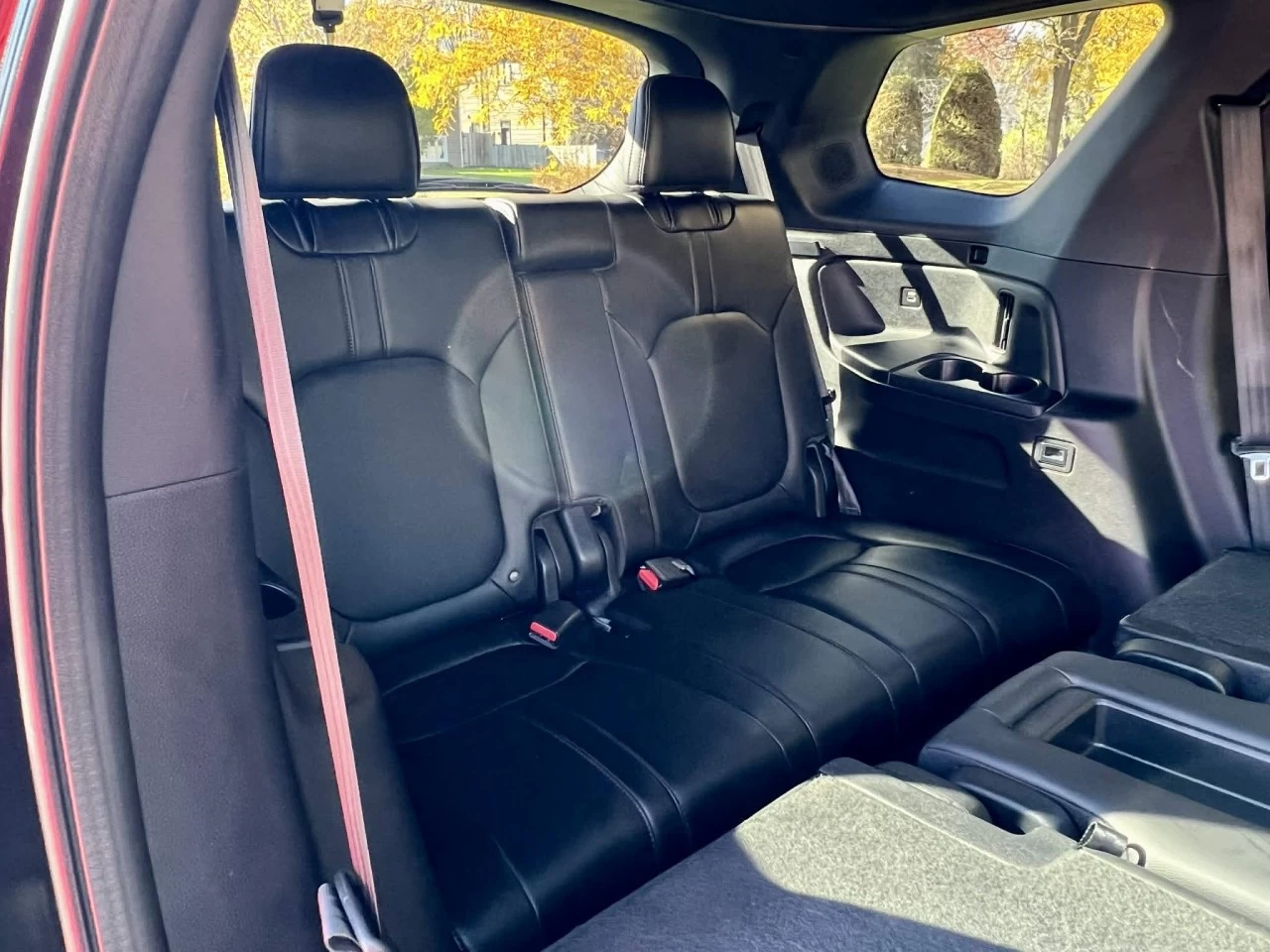 2023 HONDA PILOT BLACK EDITION AWD + V6 3.5L + SEULEMENT 34856 KM + GARANTIE  Main Image