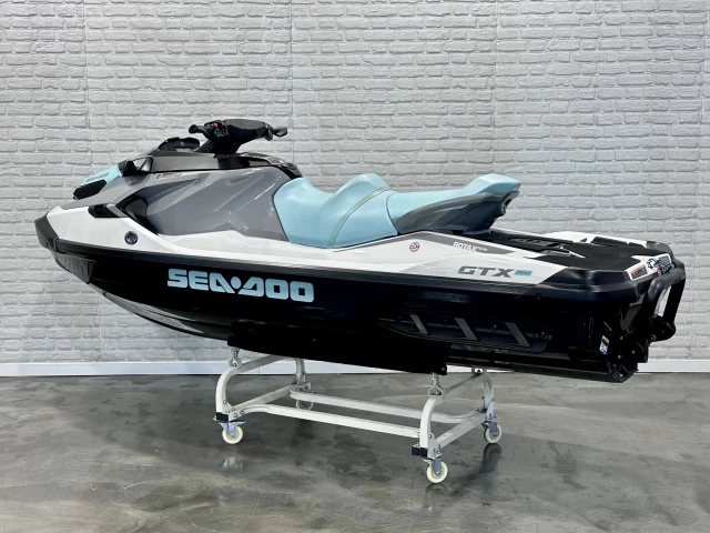 BRP SEA-DOO GTX PRO HD - HEAVY DUTY 130 H.P @ 170 H.P + SEULEMENT 11 HR + 3 PASSAGERS + RARE & A1  2024