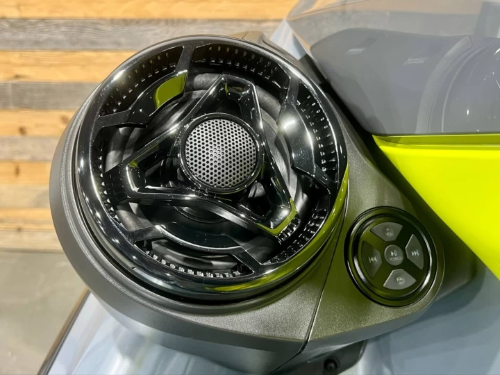 2021 BRP SEA-DOO GTI S.E 170 H.P + IBR + VTS + AUDIO PREMIUM + 3 PASSAGERS + SEULEMENT 45 HR 