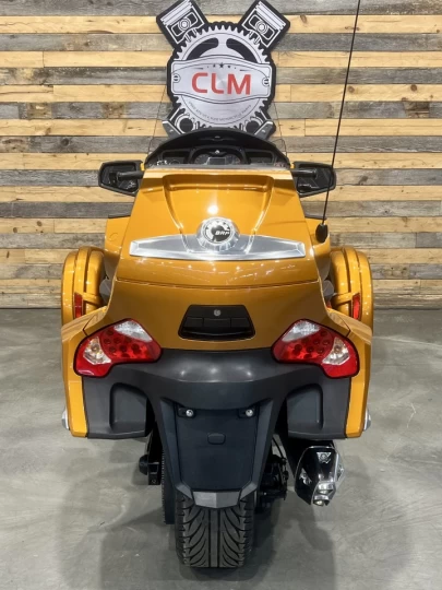 2024 BRP CAN-AM SPYDER RT-S SE-6 (SEMI-AUTOMATIQUE) + ROTAX 1330 EFI + SEULEMENT 38579 KM + RARE & A1 