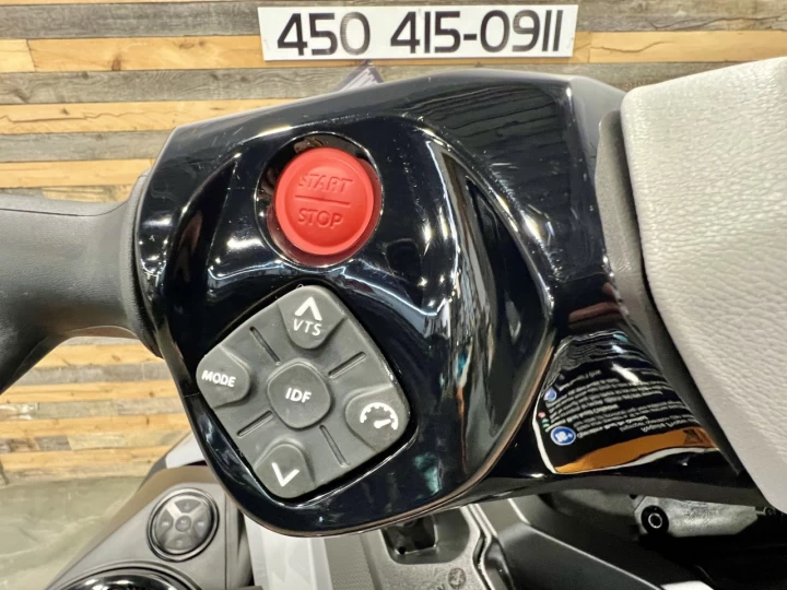 2025 BRP SEA-DOO FISH PRO 170 HP EDITION TROPHY + IBR + VTS + IDF + GPS + AUDIO + TECH PKG + COOLER + 4 HR + COULEUR & MODELE RARE + A1 