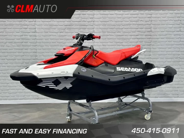 2024 BRP SEA-DOO SPARK TRIXX 3UP + IBR + VTS + SEULEMENT 31 HR + RARE & A1 