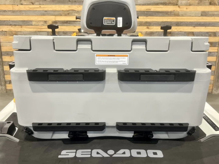 2025 BRP SEA-DOO FISH PRO 170 HP EDITION TROPHY + IBR + VTS + IDF + GPS + AUDIO + TECH PKG + COOLER + 4 HR + COULEUR & MODELE RARE + A1 