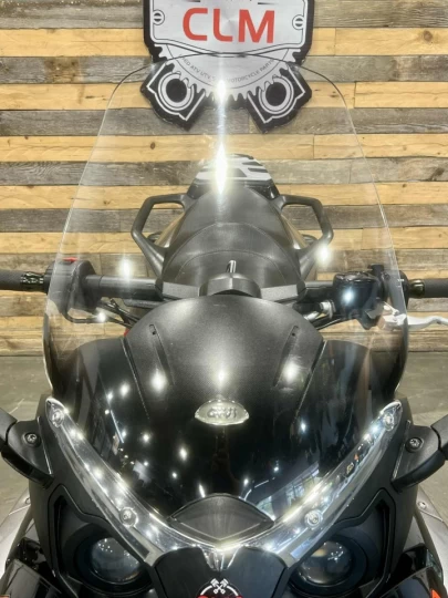 2011 BRP CAN-AM SPYDER RS-S + SM5 EMBRAYAGE MANUELLE A CLUTCH + 87790 KM + PAREBRISE GIVI 