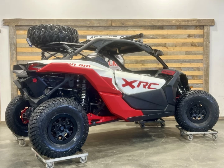 2024 BRP CAN-AM MAVERICK X3 X-RC TURBO ''RR'' 200 H.P + DPS + 4WD + 64'' + FOX + SEULEMENT 3784 KM + RARE & A1 