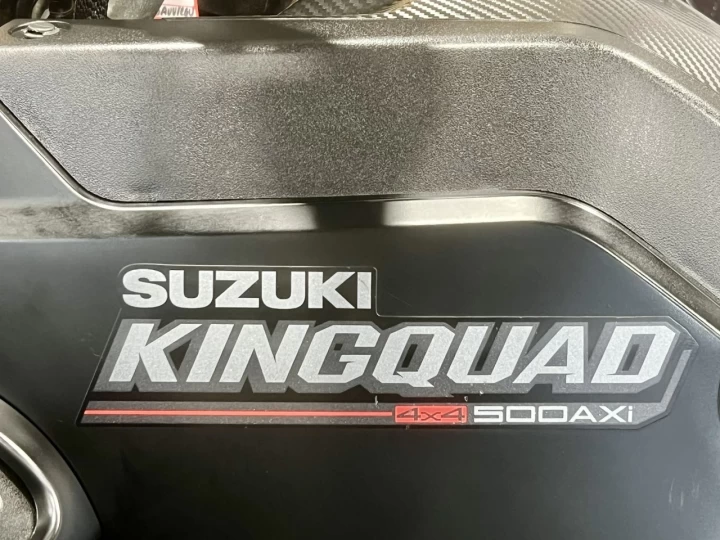 2019 SUZUKI KING QUAND AXI + 4X4 + EPS + 6758 KM + NOIR SATIN + RARE & A1 