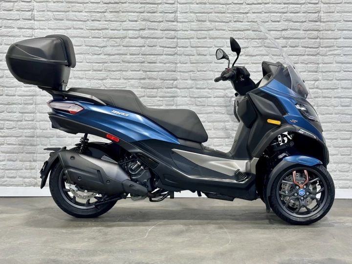 2024 PIAGGIO MP3 530 HPE VERSION EXCLUSIVE MP3 530 HPE VERSION EXCLUSIVE + A.B.S + SEULEMENT 640 KM + MODE RARE & A1 