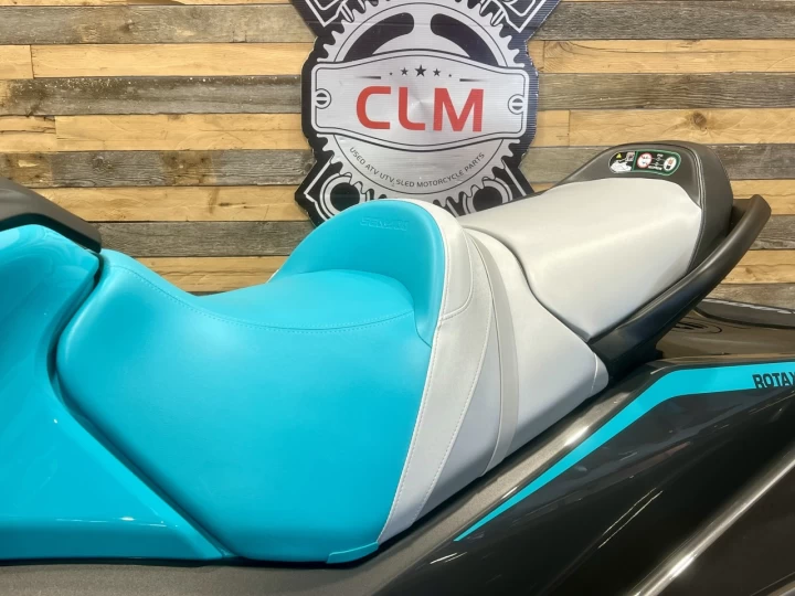 2026 BRP SEA-DOO GTR 230 H.P + IBR + VTS + AUDIO PREMIUM + SEULEMENT 4 HR + 3 PASSAGERS + RARE & A1 