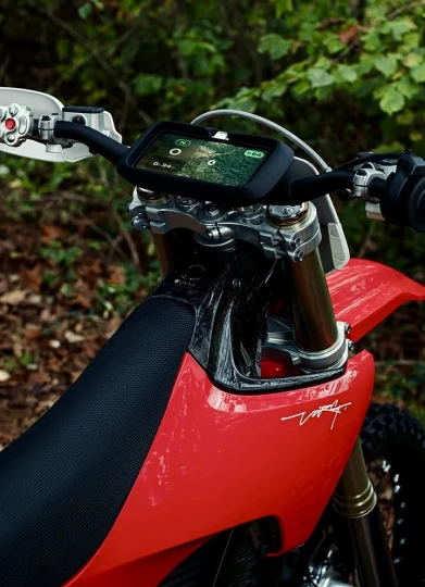 2025 STARK FUTURE VARG EX 60 HP @ 80 HP + LEGALE SUR LA ROUTE + 2 ANS DE GARANTIE 