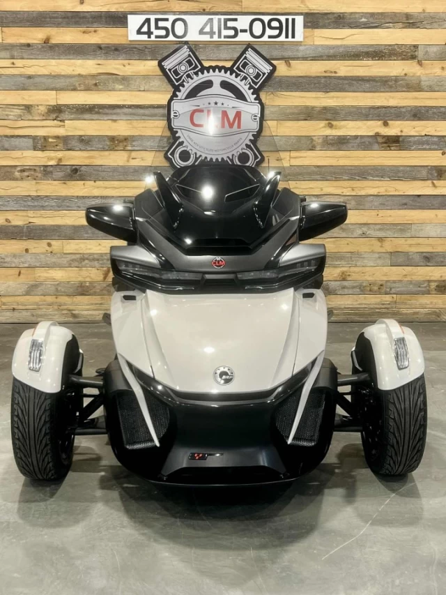 BRP CAN-AM SPYDER RT SE-6 (SEMI-AUTOMATIQUE) + 56770 KM + COULEUR ET MODELE RARE + CONDITION A1  2020