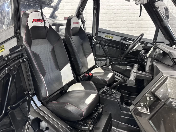 2016 POLARIS RZR XP 1000 EFI + 4WD + E.P.S + FOX + AUDIO + CABINE FERMÉ + CHAUFFAGE + RARE & A1 