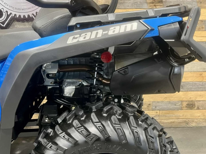 2023 BRP CAN-AM OUTLANDER MAX 850 XT + D.P.S + 4X4 + SEULEMENT 199 KM + IMPECABLE A1 