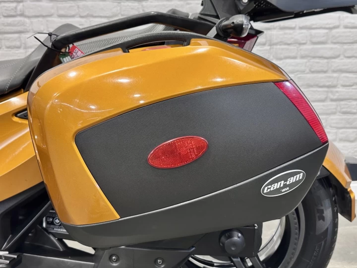 2014 BRP CAN-AM SPYDER ST LIMITED SE-5 (SEMI-AUTOMATIQUE) + ROTAX 998 EFI + 65355 KM + CONDITION A1 