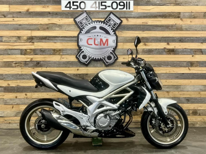 2009 SUZUKI SFV 650 GLADIUS + 51112 KM + PETITE PLAQUE $$$ + RARE & A1 
