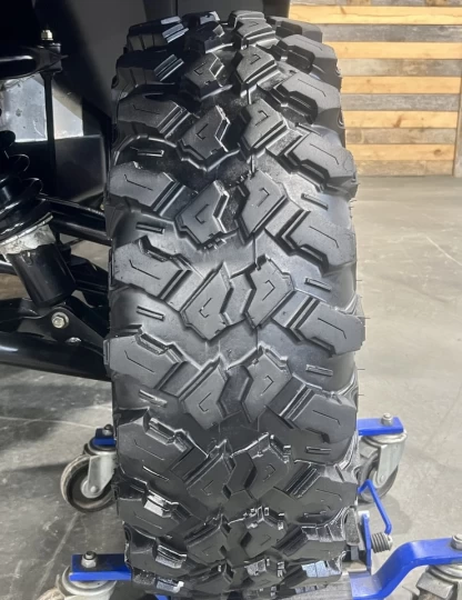 2025 BRP CAN-AM DEFENDER MAX CREW HD-10 LIMITED + 4X4 + DPS + HVAC + AUDIO + 5200 KM + GARANTIE + RARE & A1 