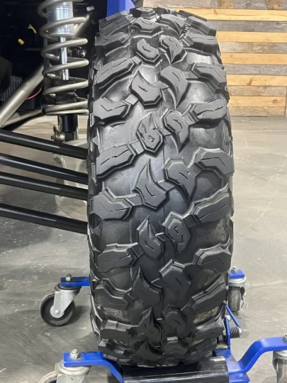 2023 BRP CAN-AM MAVERICK MAX X3 X-RS TURBO ''RR'' 200 H.P + DPS + 4X4 + 72'' + SMART SHOX + TOIT AUDIO + SEULEMENT 1509 KM 