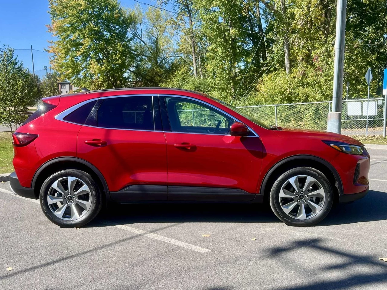 2024 FORD ESCAPE PLATINUM AWD + ECOSPORT 2.0L TURBO + GARANTIE FORD + CONDITION A1  Main Image