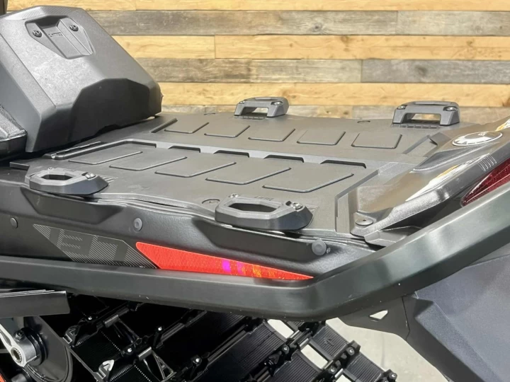 2024 BRP SKI-DOO RENEGADE X 900 ACE TURBO ''R" 180 HP 137'' + REV GEN5 + 13486 KM + CONDITION A1 