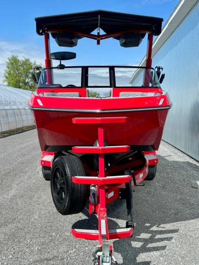 2022 SUPER AIR NAUTIQUE G23 + TOUTES OPTIONS $$$ + REMORQUE DLX + SEULEMENT 105 HR 