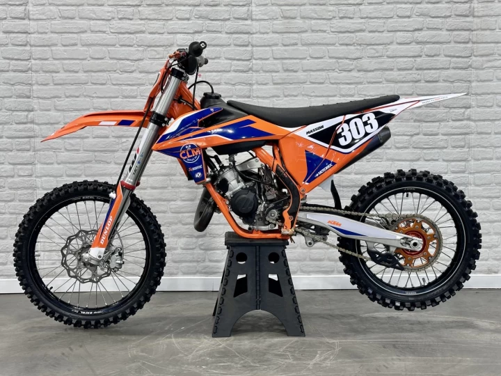 2022 KTM 125 SX + 2 TEMPS + KIT BIG BORE 150 cc + SEULEMENT 60 HR + LOOK UNIQUE + RARE & A1 