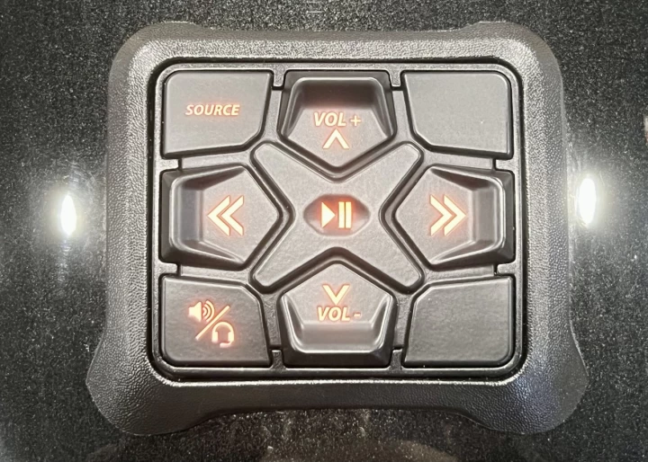 2022 BRP CAN-AM SPYDER F3 LIMITED SE-6 (SEMI-AUTOMATIQUE) ROTAX 1330 cc EFI + SEULEMENT 1753 KM + RARE & A1 