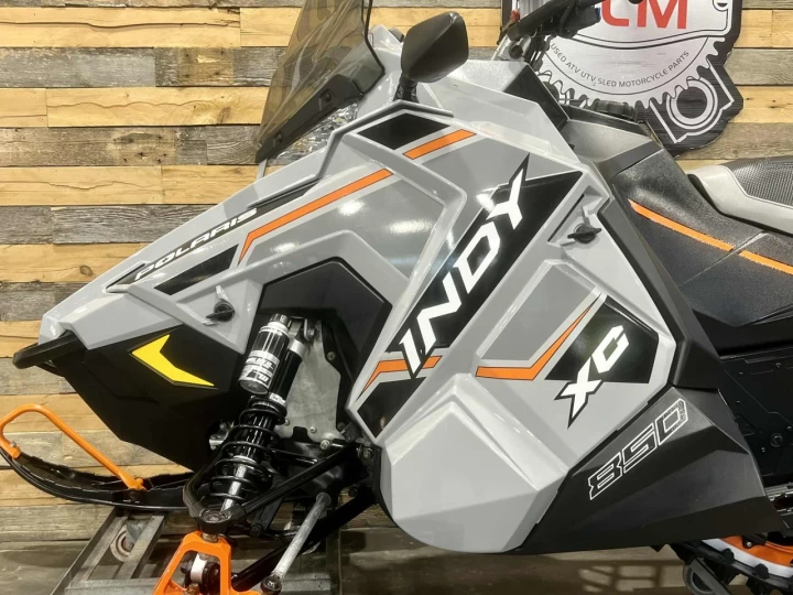 2020 POLARIS INDY XC 850 AXYS 137'' + SEULEMENT 6944 KM + RARE & CONDITION A1 