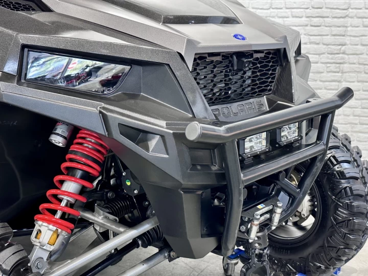 2021 POLARIS GENERAL 4 CREW XP 1000 EDITION DELUXE + RIDE COMMAND RADIO - GPS + CABINE FERMÉ + 3286 KM SEULEMENT 