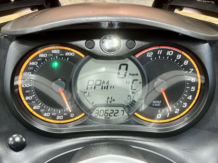 2013 BRP CAN-AM SPYDER RS-ROADSTER SM-5 (MANUELLE A CLUTCH) + SEULEMENT 30622 KM + PARE BRISE + DOSSIER + IMPECCABLE A1 