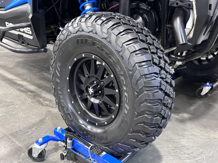 2015 POLARIS RZR4 1000 EFI + 4WD + EPS + 4 PASSAGERS + BEAUCOUP D'ÉQUIPEMENTS $$$ + RARE & A1 