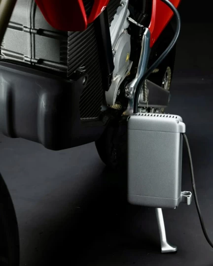 2026 STARK FUTURE VARG SM - SUPERMOTARD + LEGALE SUR LA ROUTE + 60 HP @ 80 HP + 2 ANS DE GARANTIE + QUANTITÉ LIMITÉE 