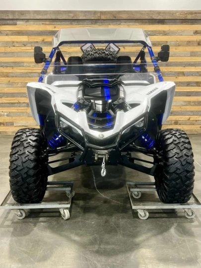 2017 YAMAHA YXZ 1000R EFI SS-SPORT SHIFT + EPS + 4X4 + FOX PODIUM X2 + SEULEMENT 4044 KM 
