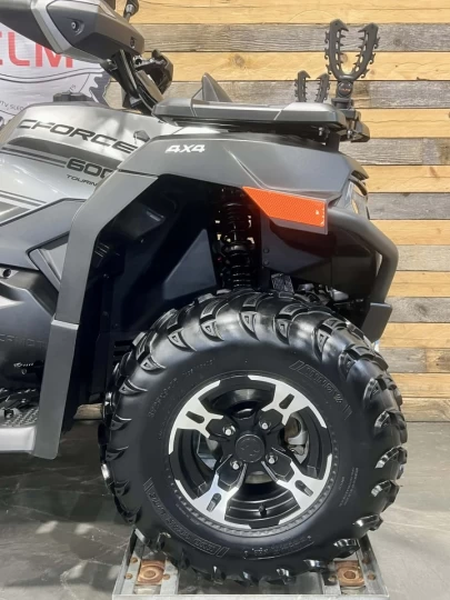 2022 CF MOTO C-FORCE 600 TOURING + 4X4 + EPS + SEULEMENT 616 KM + GARANTIE FEVRIER 2027 + CONDITION A1 