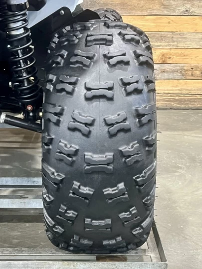 2024 BRP CAN-AM RENEGADE X-XC 1000R EFI + 4WD + DPS + FOX + SEULEMENT 1686 KM + RARE & A1 