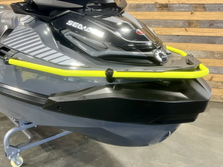 2023 BRP SEA-DOO EXPLORER PRO 170 H.P + IBR + VTS + IDF + AUDIO PREMIUM + GPS + FISH FINDER + PARE BRISE + 3 PASSAGERS 
