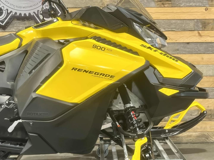 2023 BRP SKI-DOO RENEGADE ADRENALIME 900 ACE EFI ITC 137'' + REV GEN4 + 11202 KM + CONDITION A1 