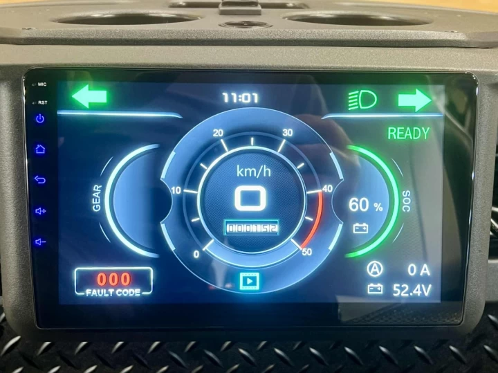 2024 KARO E.V LEGEND CREW + 4 PASSAGERS + BATTERIE LITHIUM + MOTEUR 4000W + 40 KM/H TOP SPEED 