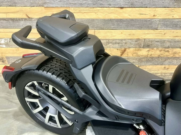 2021 BRP CAN-AM SPYDER / RYKER EDITION RALLY 900 + PARE BRISE + BANC PASSAGERS + 31703 KM + RARE & A1 