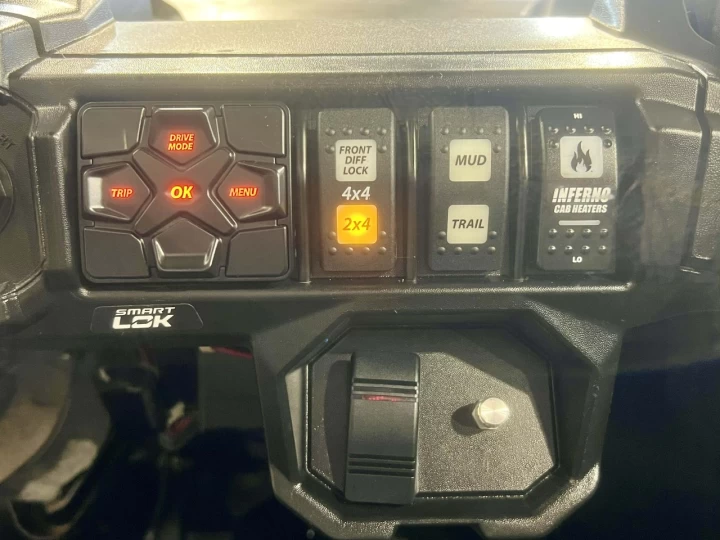 2021 BRP CAN-AM MAVERICK SPORT X-MR 1000R EFI + 4X4 + D.P.S + PLUSIEURS OPTIONS AJOUTER $$$ + RARE 