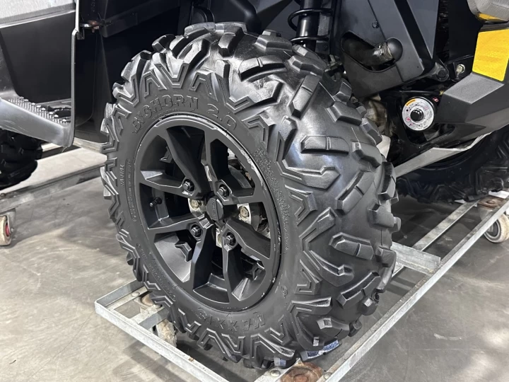 2017 BRP CAN-AM OUTLANDER XT 1000R EFI + 4WD + DPS + 10236 KM + RARE & A1 