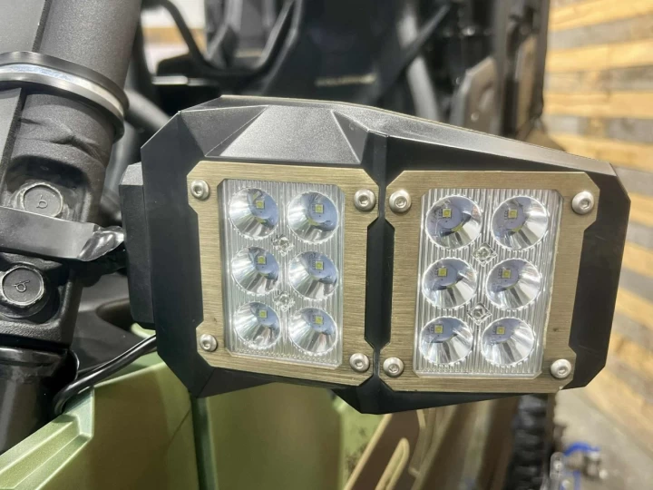 2021 YAMAHA WOLVERINE RMAX4 X-TR 1000R + EPS + 4X4 + FOX + 4 PLACES + 5309 KM + BEAUCOUP D'OPTIONS $$$ 