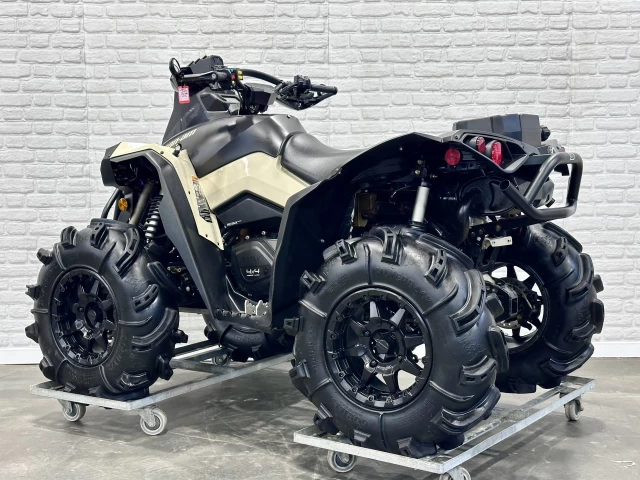 BRP CAN-AM RENEGADE X-MR 650 EFI + 4WD + DPS + FOX + GORILLA 30'' + 2929 KM SEULEMENT + RARE & A1  2022