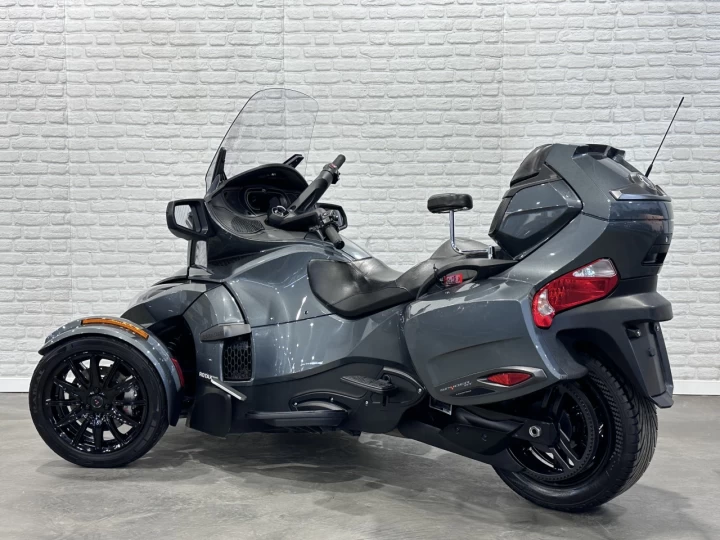 2018 BRP CAN-AM SPYDER RT LIMITED EDITION DARK SE-6 (SEMI-AUTOMATIQUE) ROTAX 1330 cc ACE EFI + 56197 KM + RARE & A1 