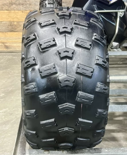 2021 YAMAHA YFZ 450 FI + 2WD + SEULEMENT 46 HR + RARE & CONDITION A1 