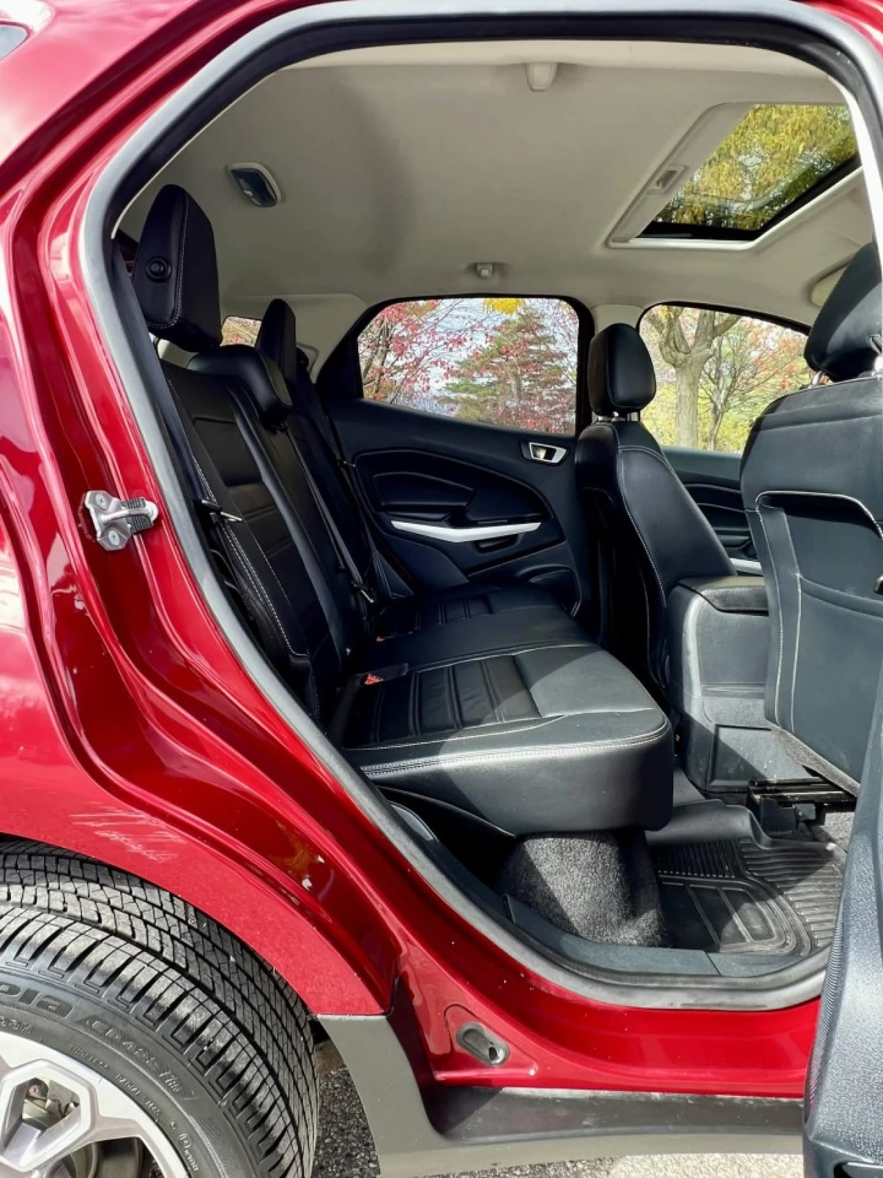 2020 FORD ECOSPORT TITANIUM AWD + 2.0L + TOUTE ÉQUIPÉE + 78096 KM  Main Image