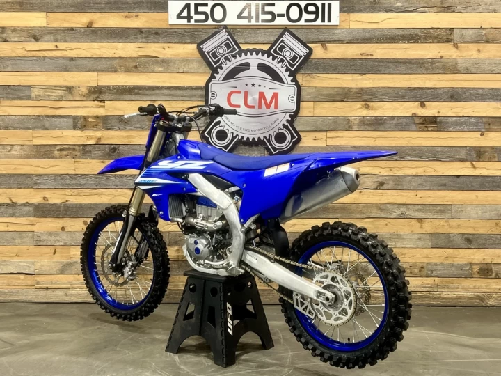 2025 YAMAHA YZ 450F EFI + 4 TEMPS + SEULEMENT 21 HR + RARE & CONDITION A1 