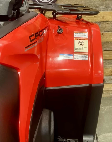 2023 CF MOTO C-FORCE 400 LX EFI + 4X4 + E.P.S + SEULEMENT 1349 KM 