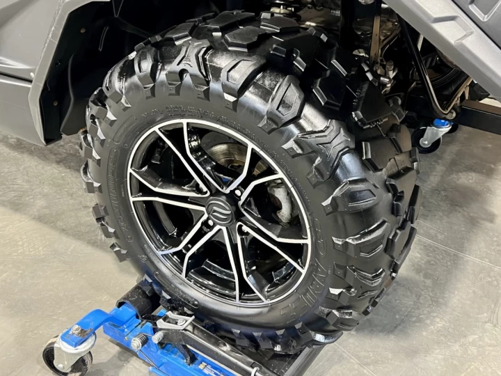 2021 CF MOTO U-FORCE 800 LX EFI + E.P.S + 4X4 + MAGS + TREUIL + A1 