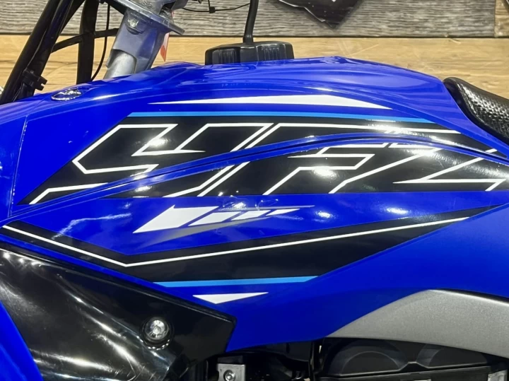 2021 YAMAHA YFZ 450 FI + 2WD + SEULEMENT 46 HR + RARE & CONDITION A1 