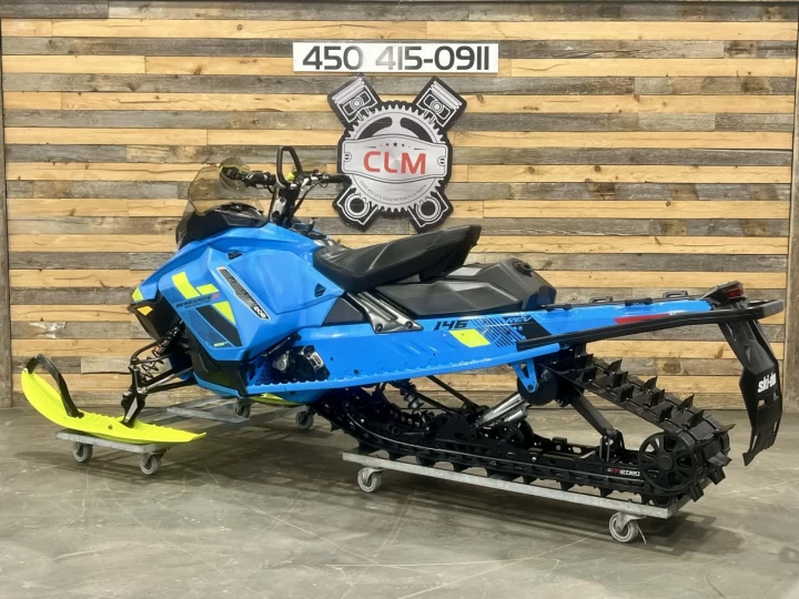 2018 BRP SKI-DOO RENEGADE BACKCOUNTRY X 850 E-TEC 146'' X 2'' + REV GEN4 + COULEUR RARE 